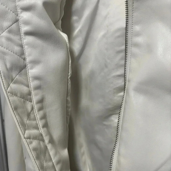 NEW HOUSE OF HARLOW 1960 Vegan leather bomber white jacket sizes XS AND M - Picture 3 of 5